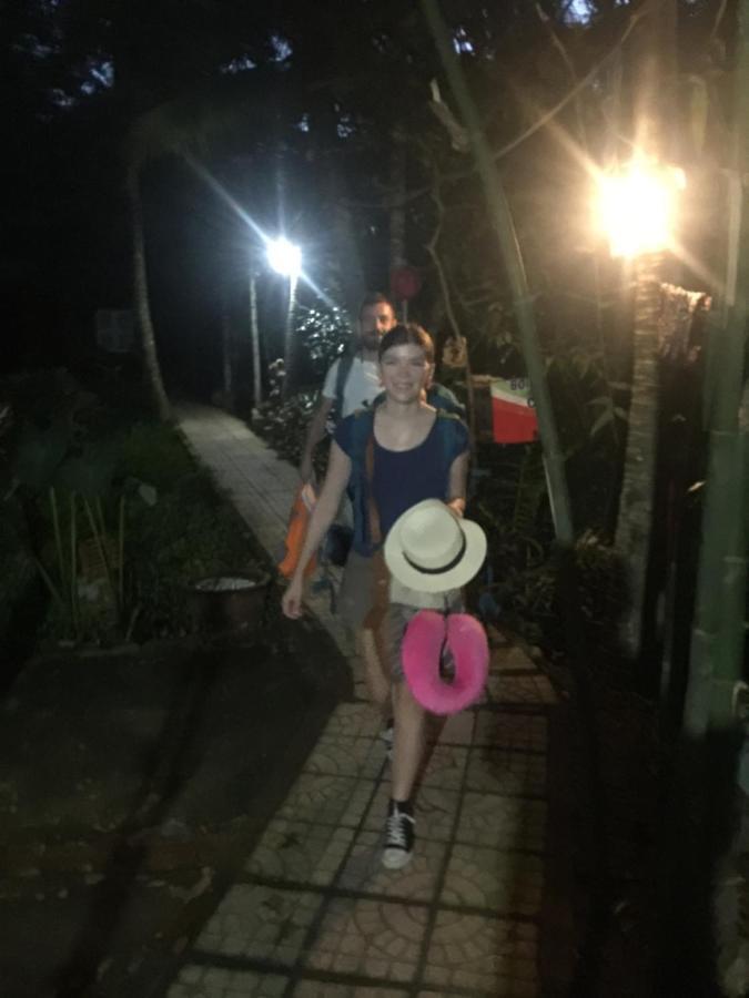 Mekong Farmstay Cantho - C.R Floating Market Кан То Екстериор снимка